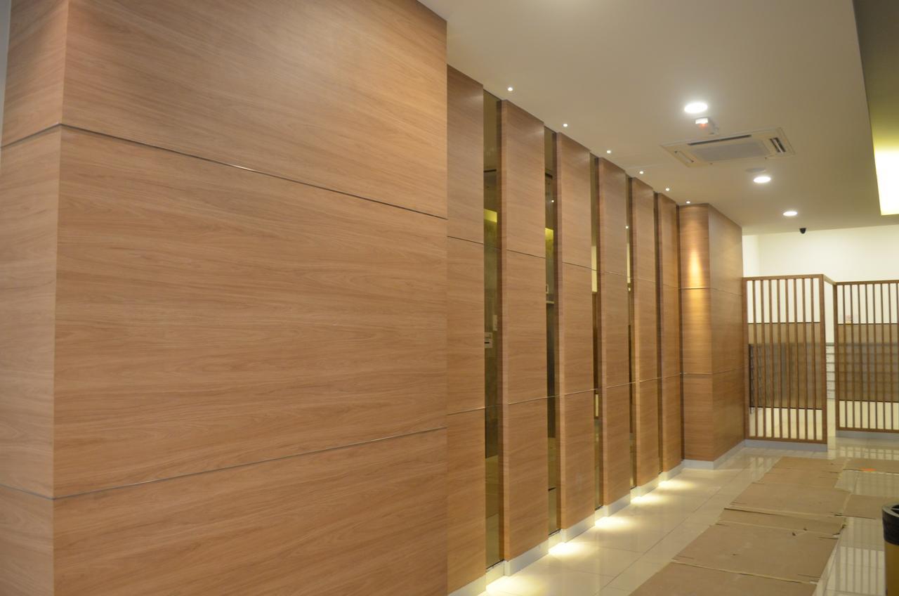 1 Tebrau Suites By Subhome Τζόχορ Μπάχρου Εξωτερικό φωτογραφία