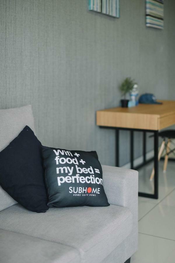 1 Tebrau Suites By Subhome Τζόχορ Μπάχρου Εξωτερικό φωτογραφία