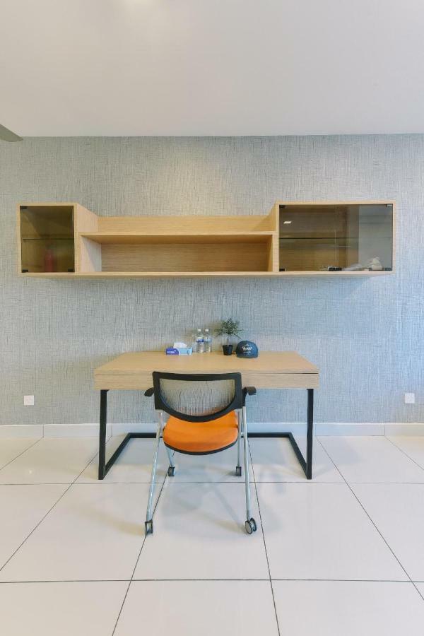 1 Tebrau Suites By Subhome Τζόχορ Μπάχρου Εξωτερικό φωτογραφία