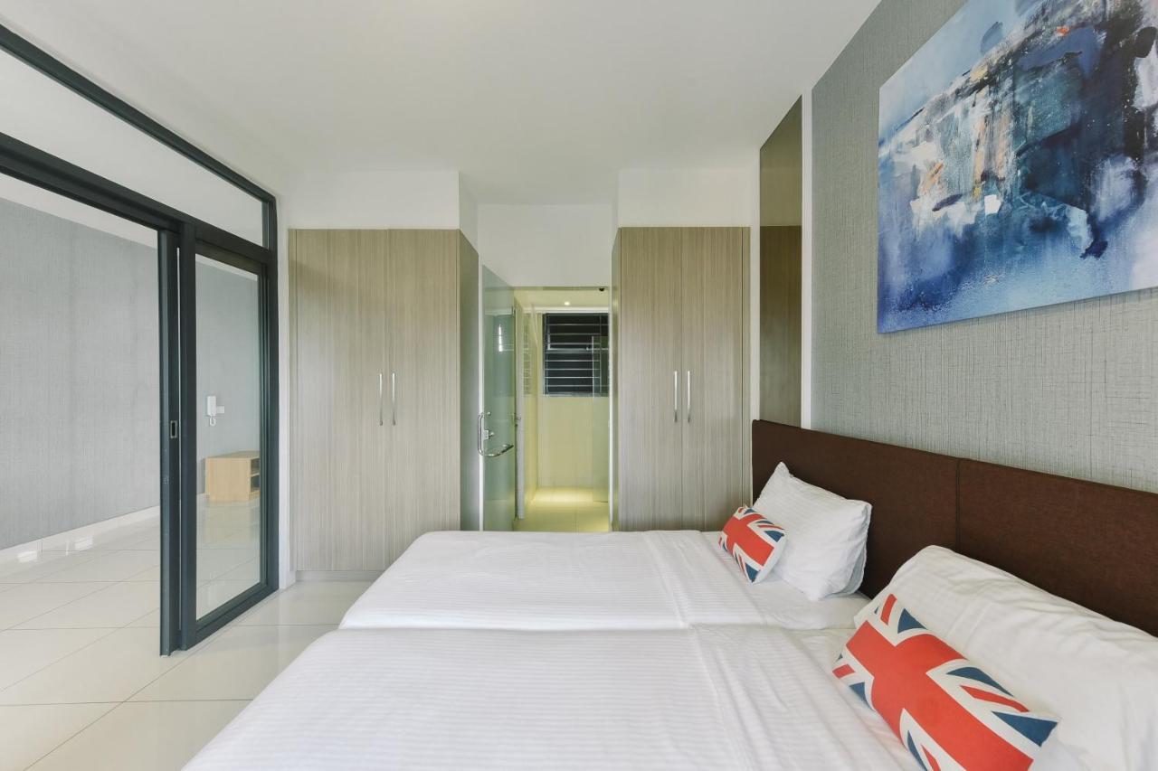 1 Tebrau Suites By Subhome Τζόχορ Μπάχρου Εξωτερικό φωτογραφία