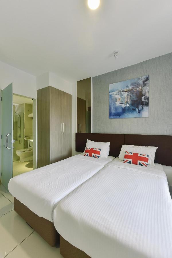 1 Tebrau Suites By Subhome Τζόχορ Μπάχρου Εξωτερικό φωτογραφία